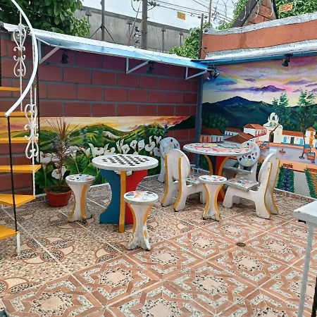 Hotel Eterna Primavera Medellín Kültér fotó