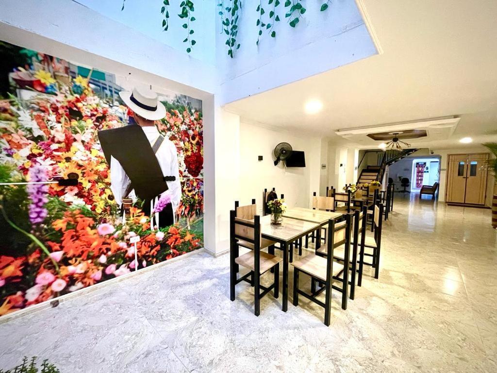 Hotel Eterna Primavera Medellín Kültér fotó