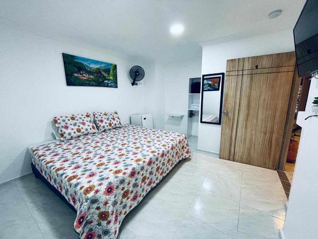 Hotel Eterna Primavera Medellín Kültér fotó