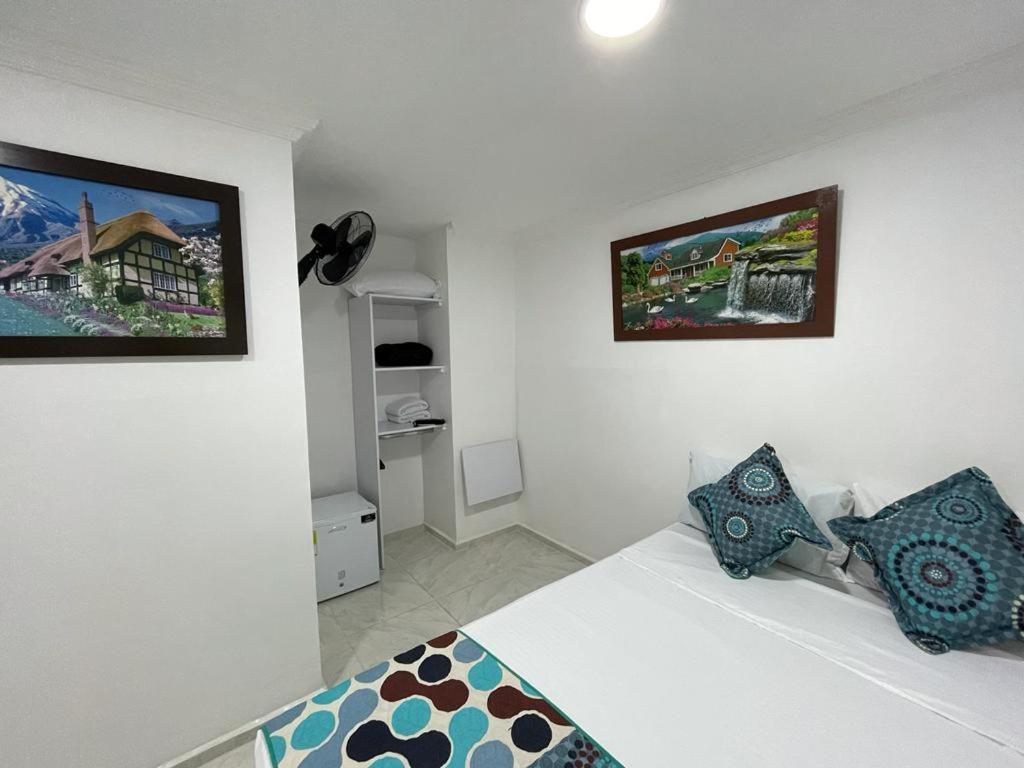 Hotel Eterna Primavera Medellín Kültér fotó