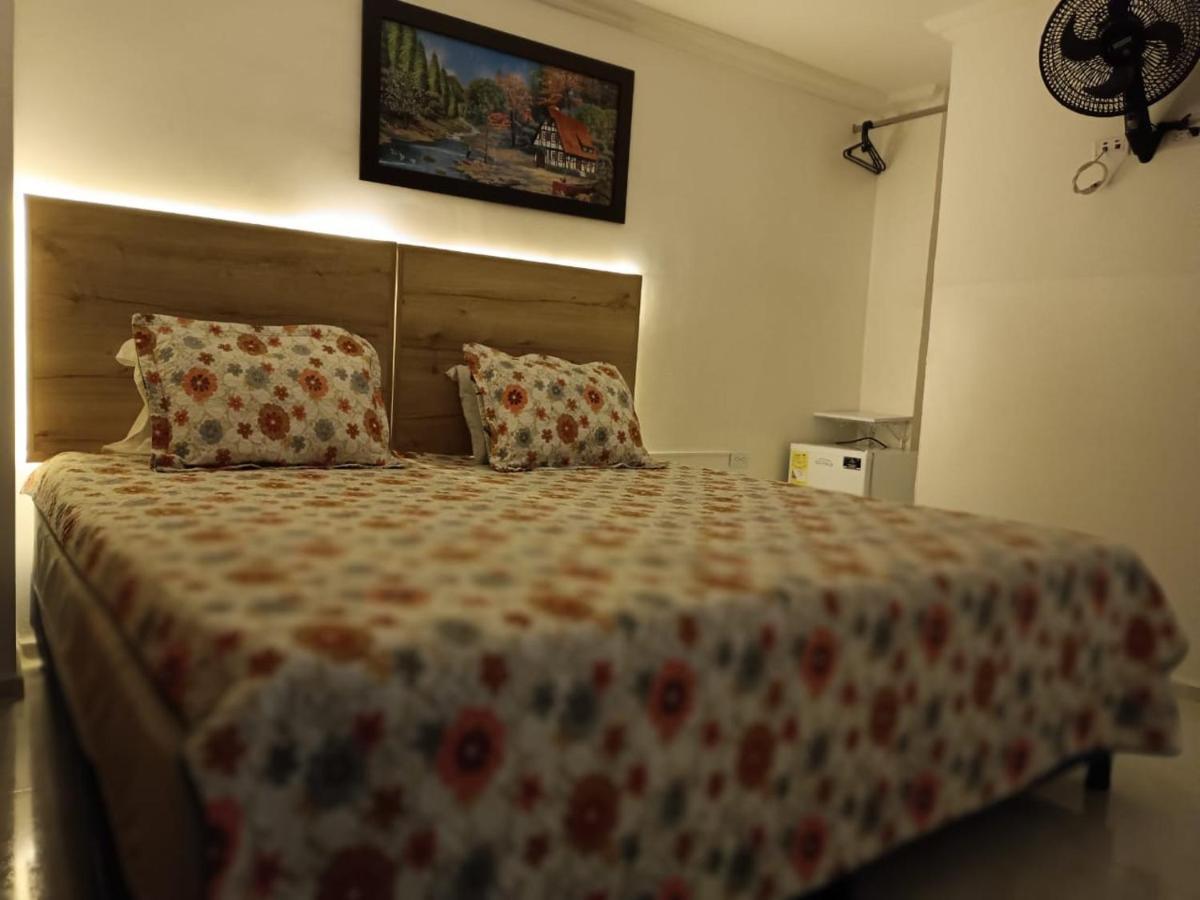 Hotel Eterna Primavera Medellín Kültér fotó