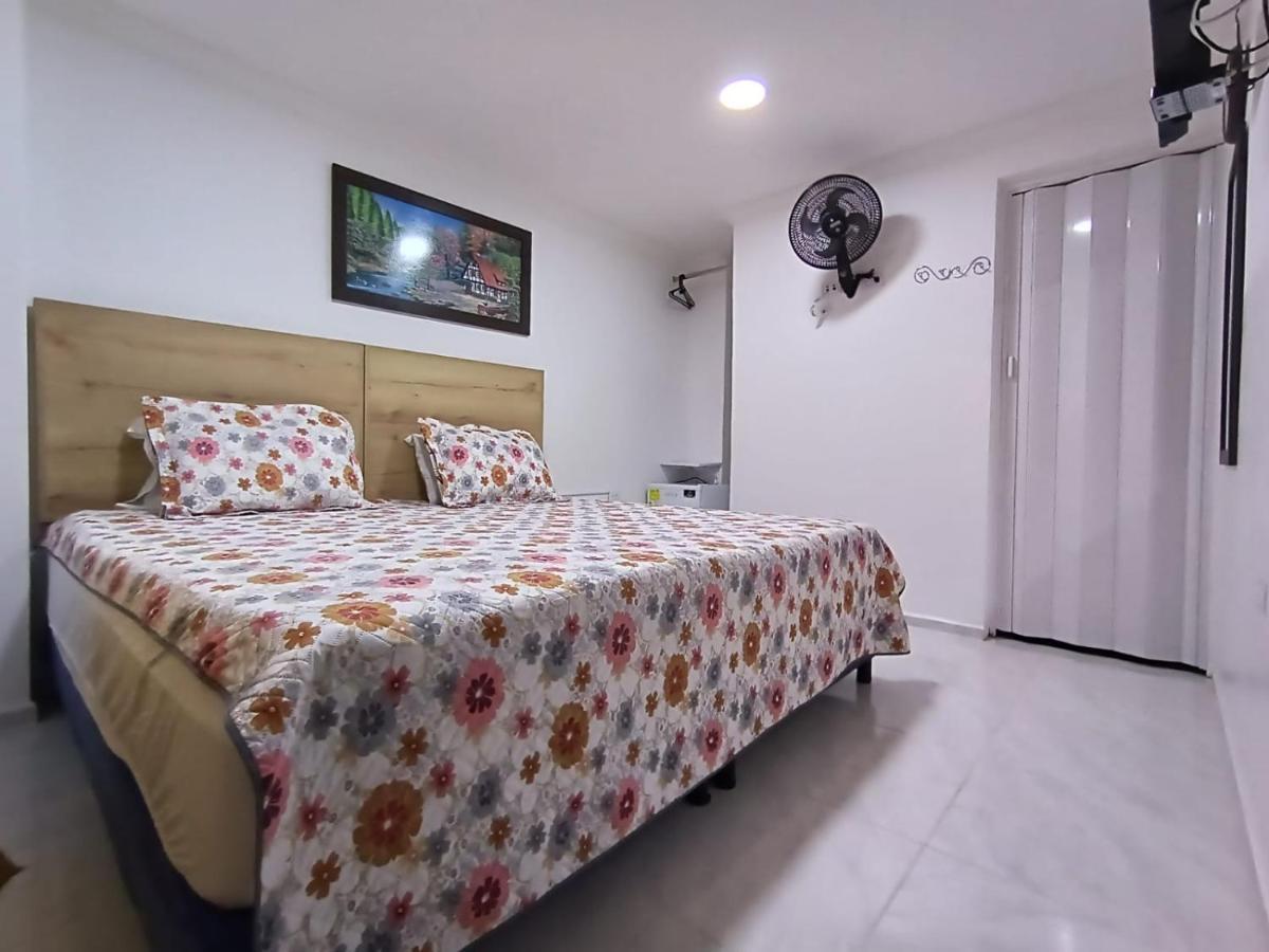 Hotel Eterna Primavera Medellín Kültér fotó